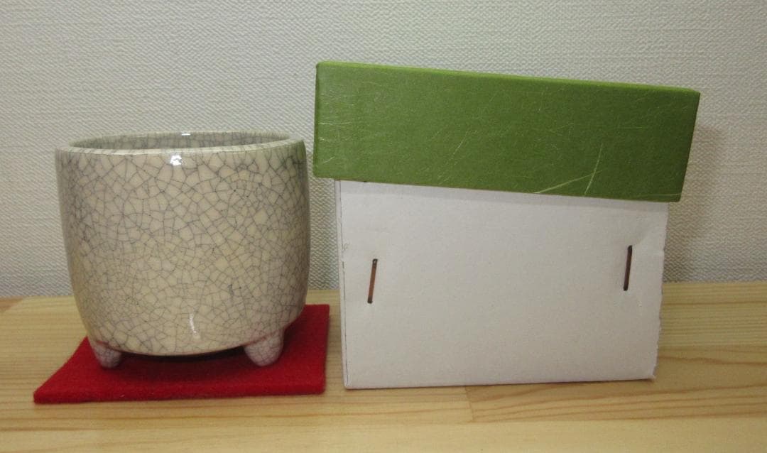 送料込【逢絢亭・新品】茶道具 七事式道具 聞香炉 白楽 貫入模様 丸形 松楽窯