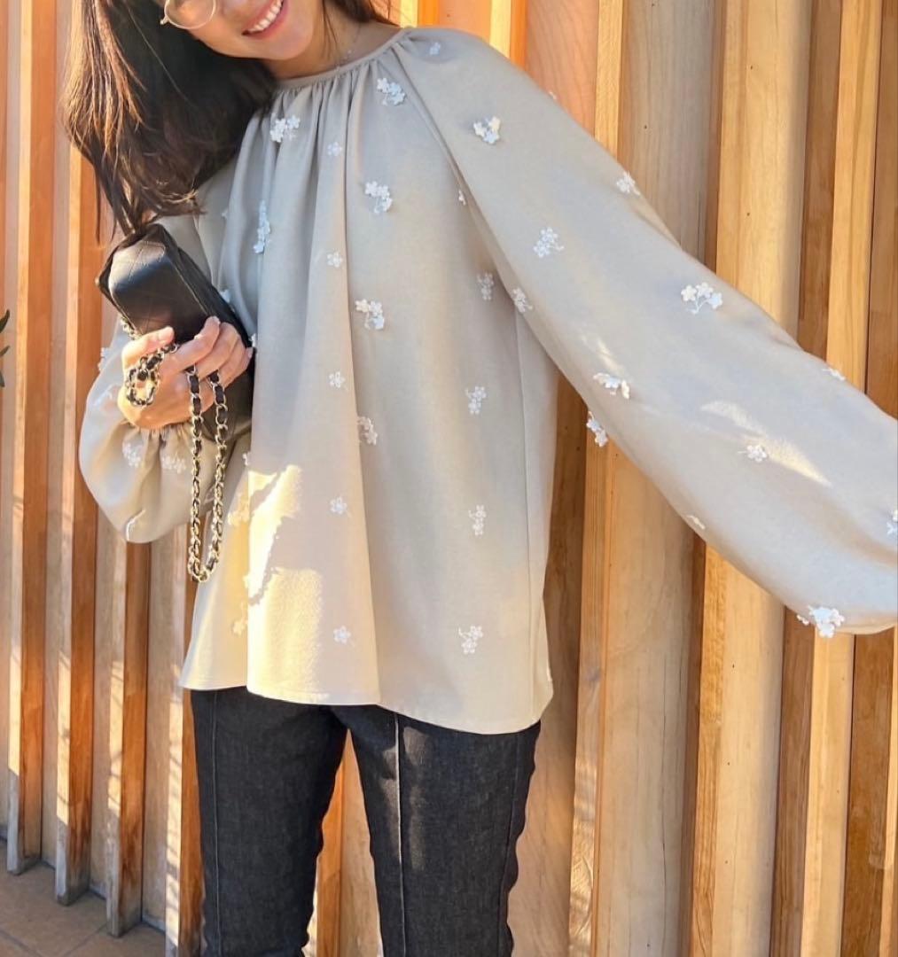 【新品未使用】flutter flower couture tops