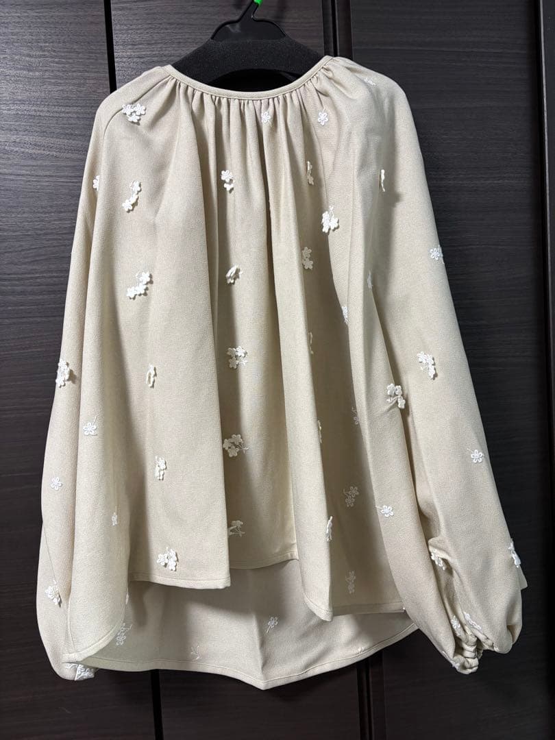 【新品未使用】flutter flower couture tops