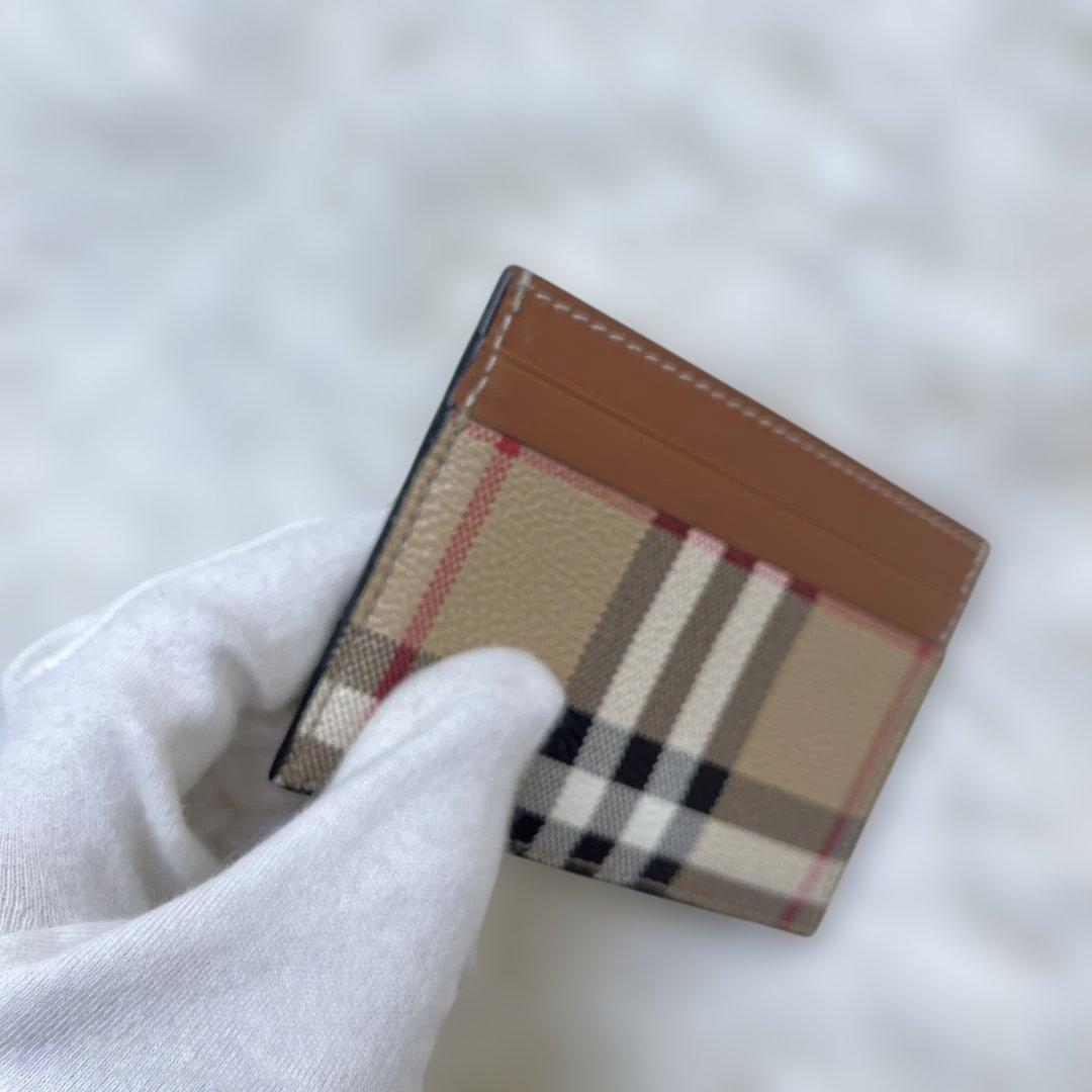 BURBERRY バーバリー 名刺入れ カードケース ノバチェック ユニセックス