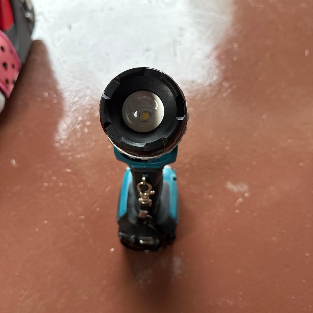 マキタ　ライト