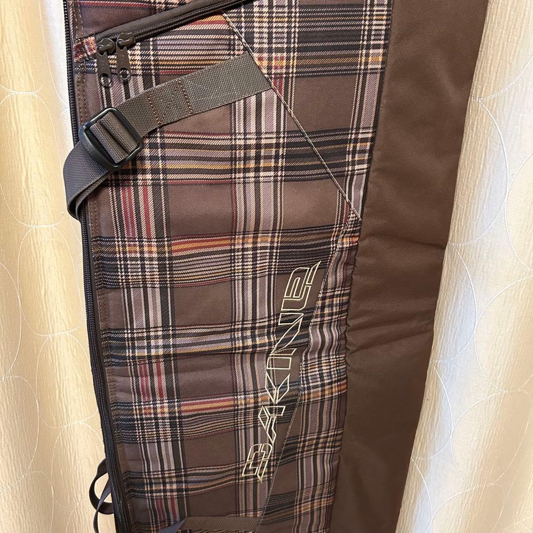 ◇美品◇ DAKINE 165cm スノーボード用キャリーバッグ　キャスター付