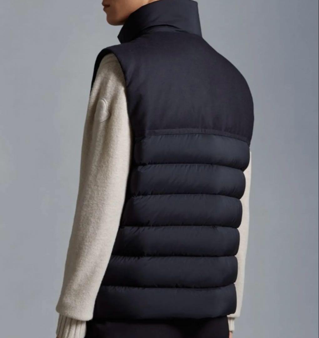 最終値下げ✨モンクレール　MONCLER メンズ　ダウンベスト　新品タグ付き