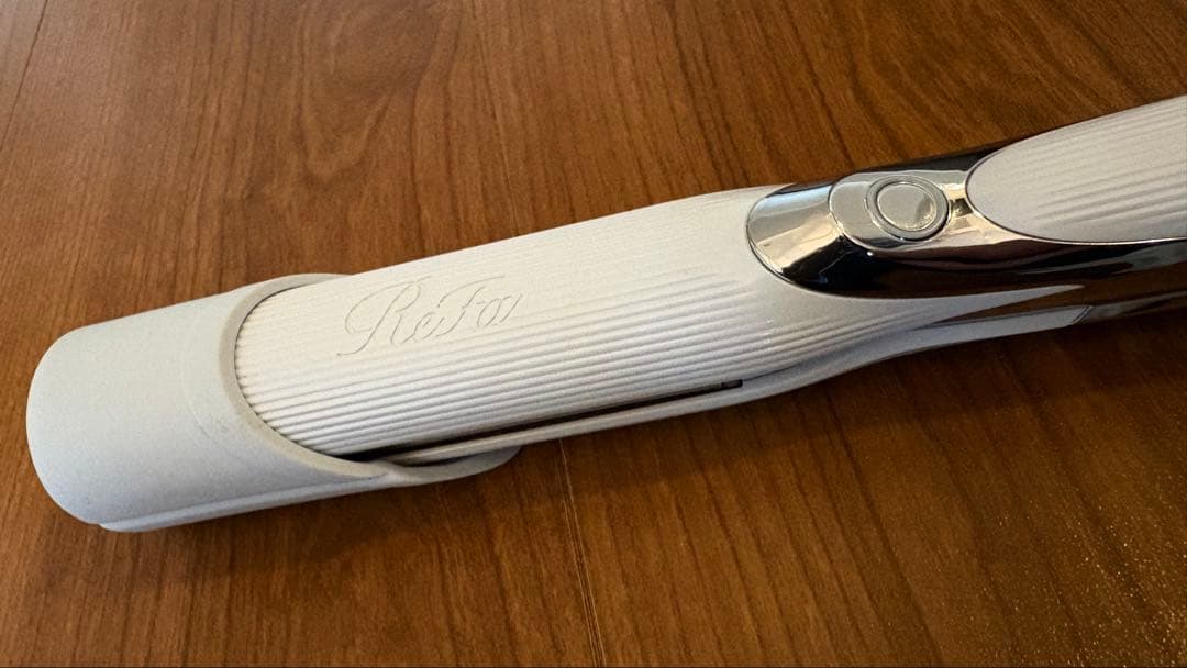 Refa リファ ストレートアイロン プロ 美品 25年購入 ホワイト