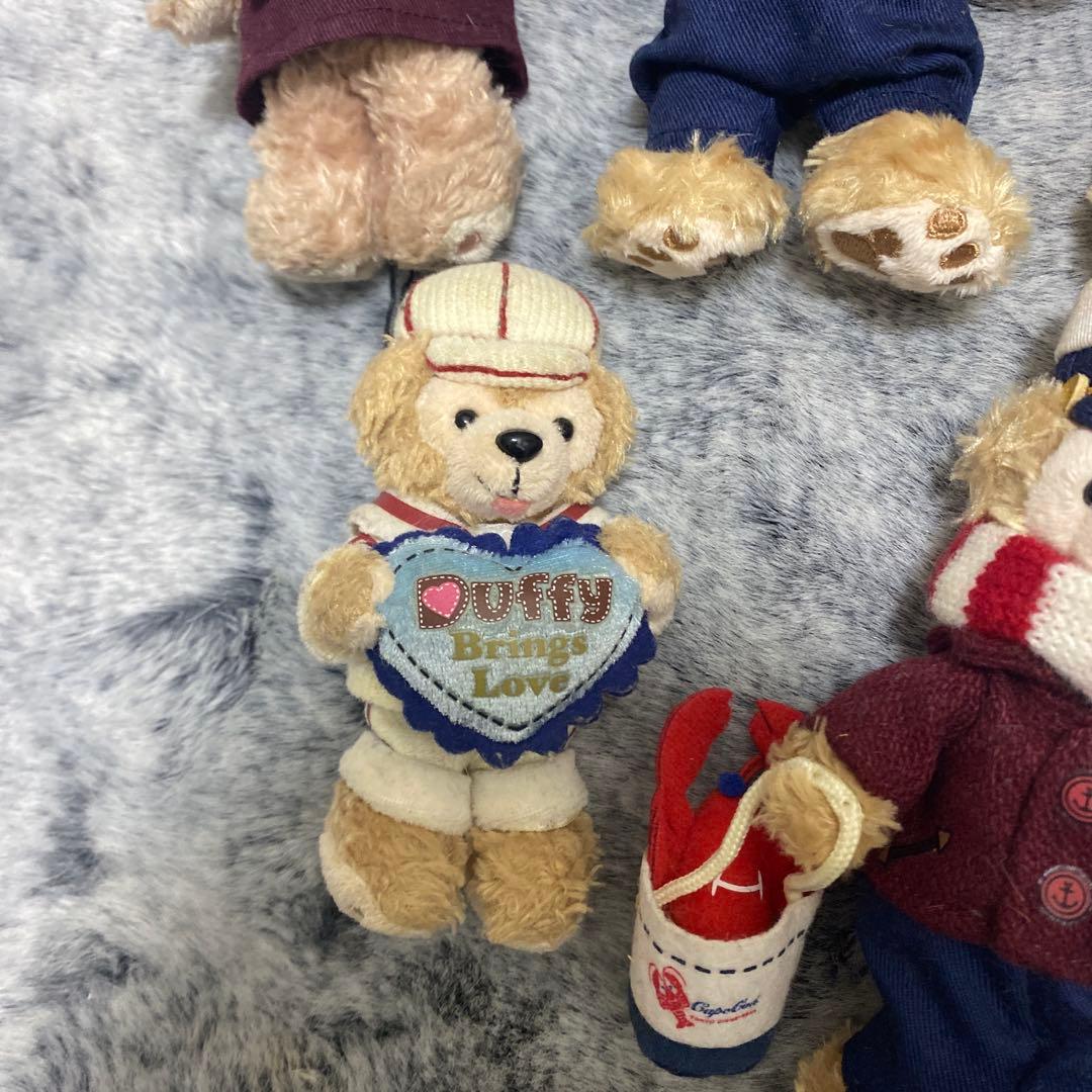 ダッフィー　シェリーメイ　ぬいぐるみバッジ