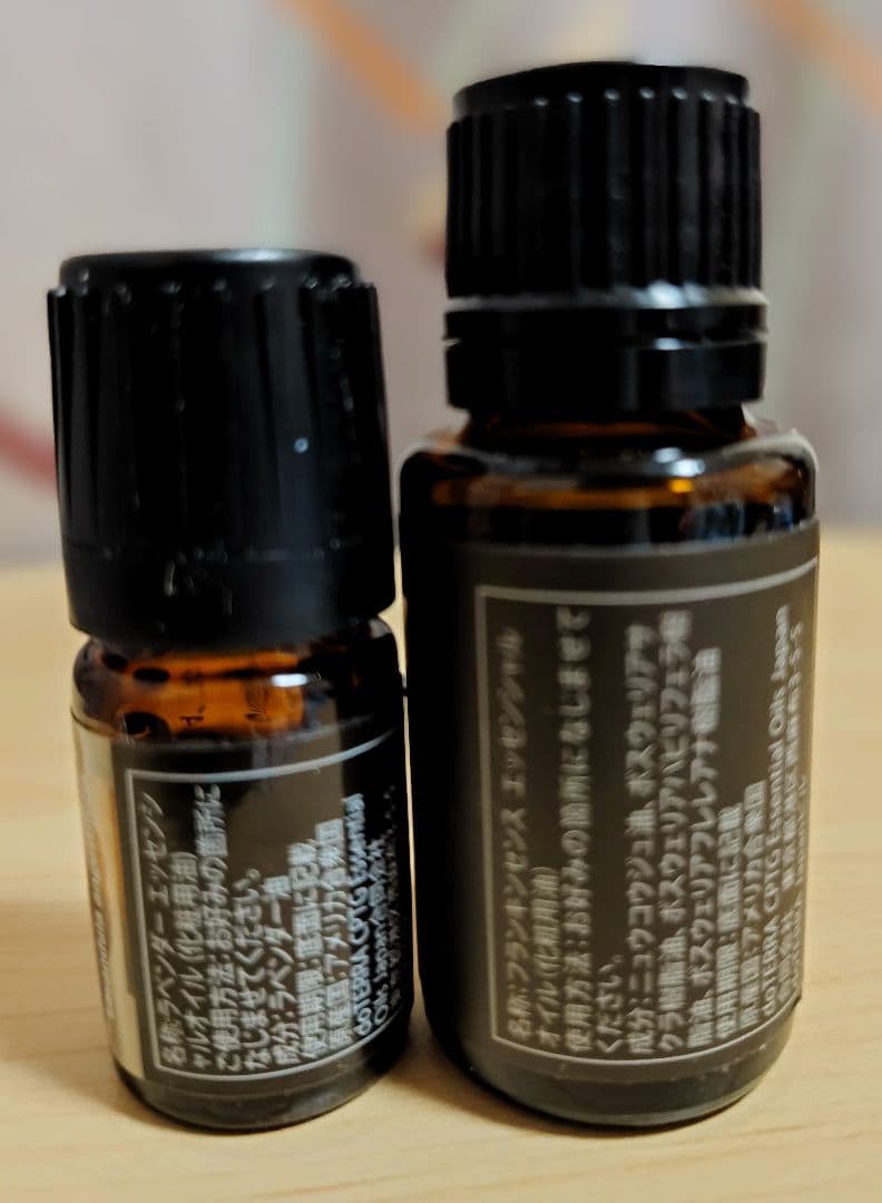 doTERRA　エッセンシャルオイル　 ラベンダー　フランキンセンス
