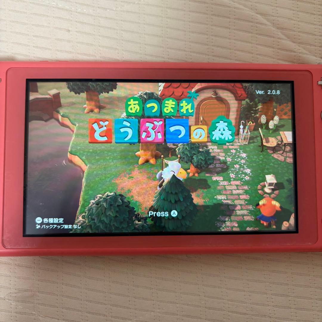 任天堂Switch right スイッチライト　コーラルピンク箱付き