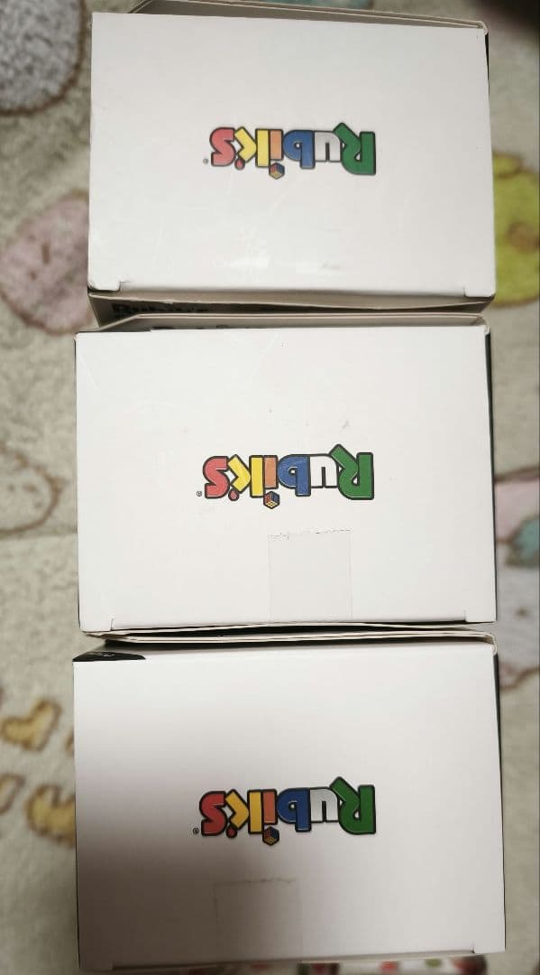 ルービックキューブ　3個セット　ブラック　ゴールド　グリッター