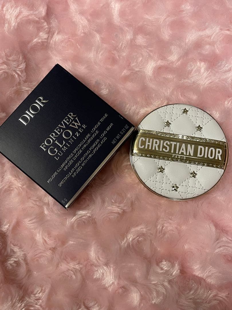 ディオールスキンフォーエヴァーグロウルミナイザー　001 ディオール スター