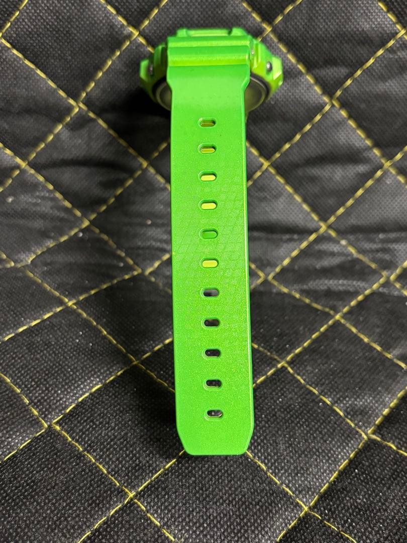 CASIO G-SHOCK DW-6900NB-3 メタリックカラー　グリーン