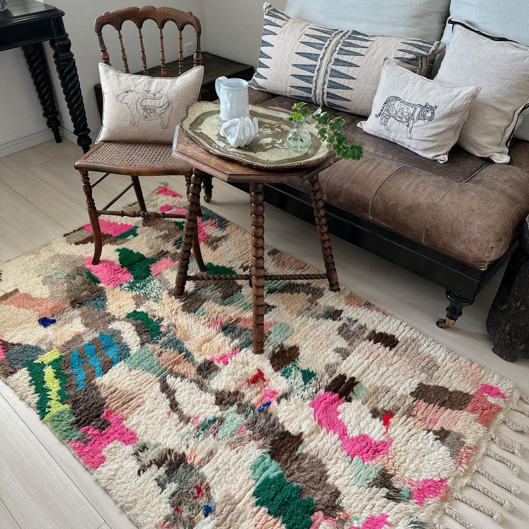 モロッコ製ヴィンテージラグ146 レア ピンク ミントグリーン ブルー