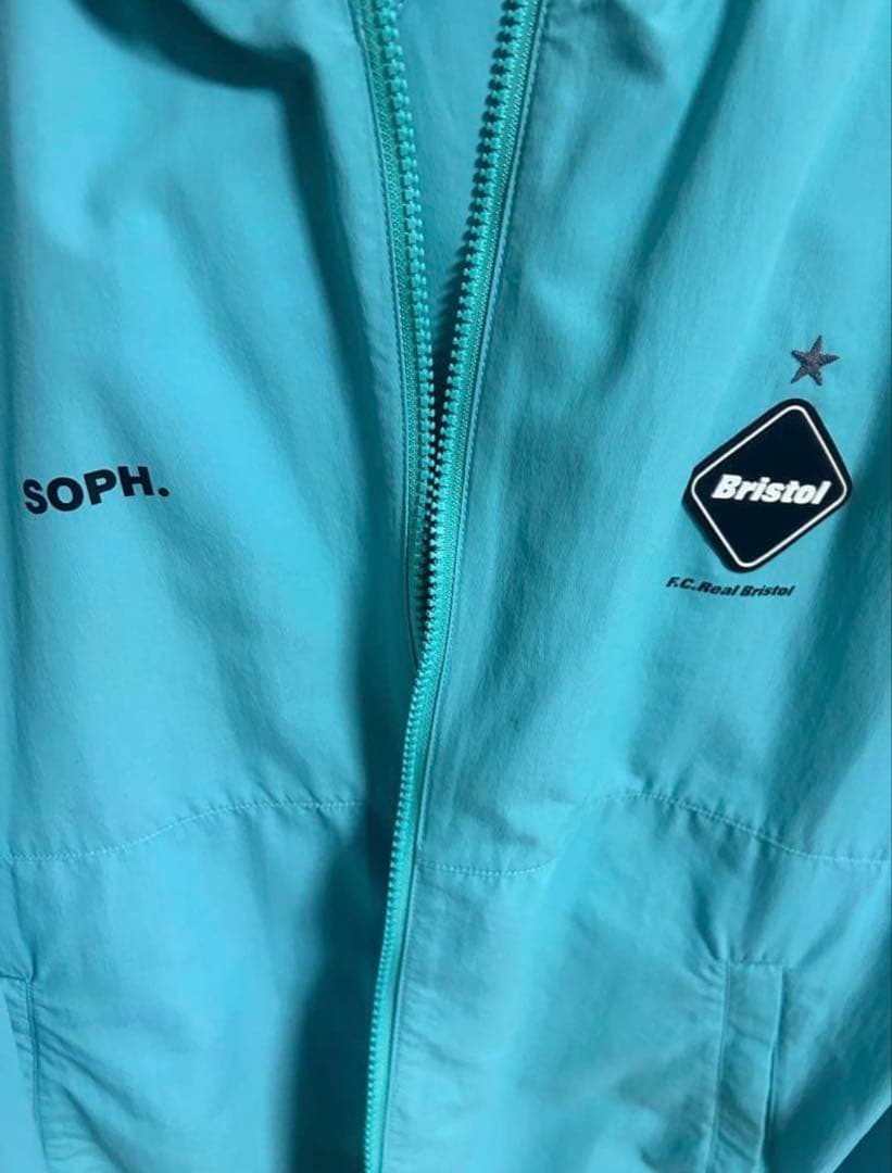 Bristol フード付きナイロンジャケット ティファニーブルー
