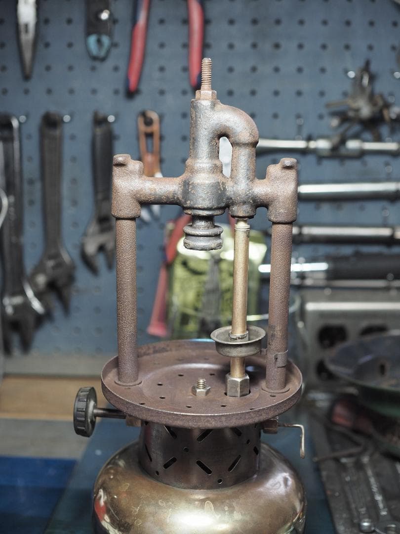 ヤレ系 コールマン最強クラスのケロシンランタン コールマン 237 s52