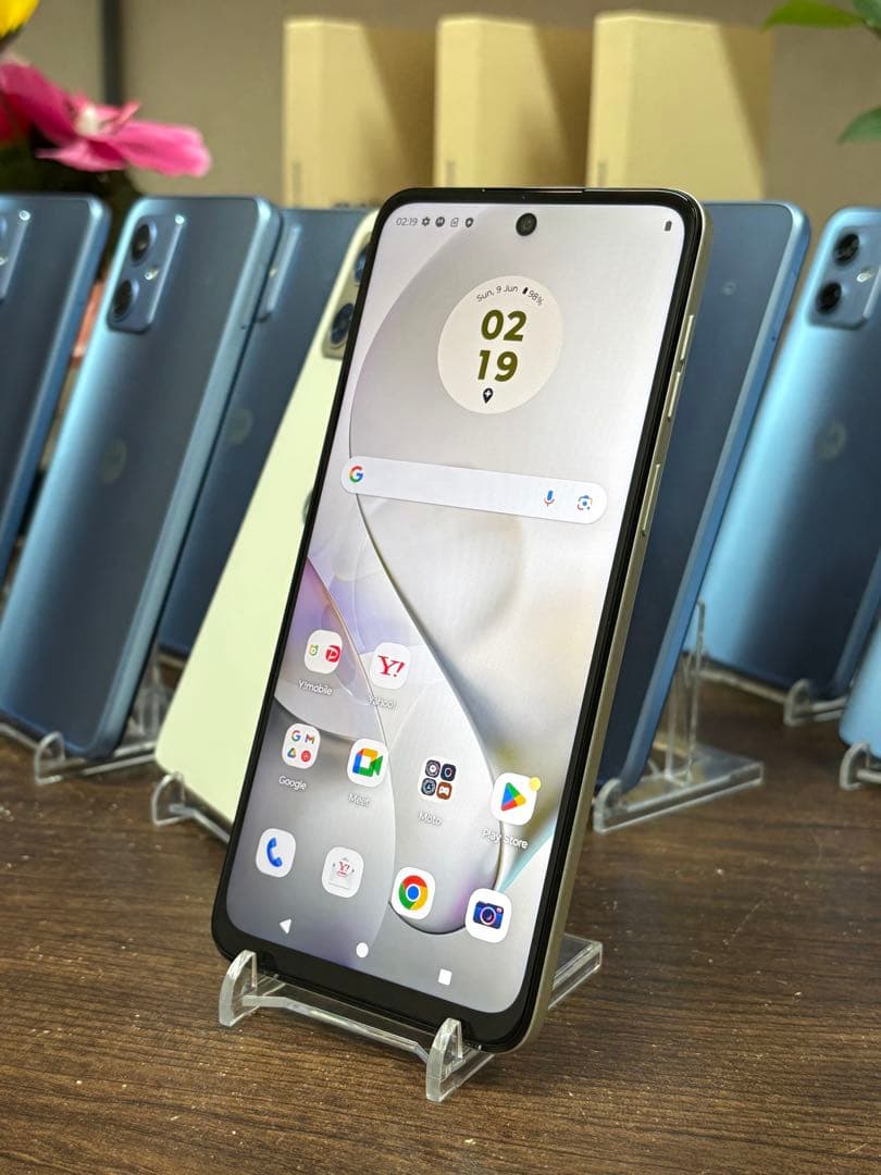 携帯電話本体 Motorola g64y