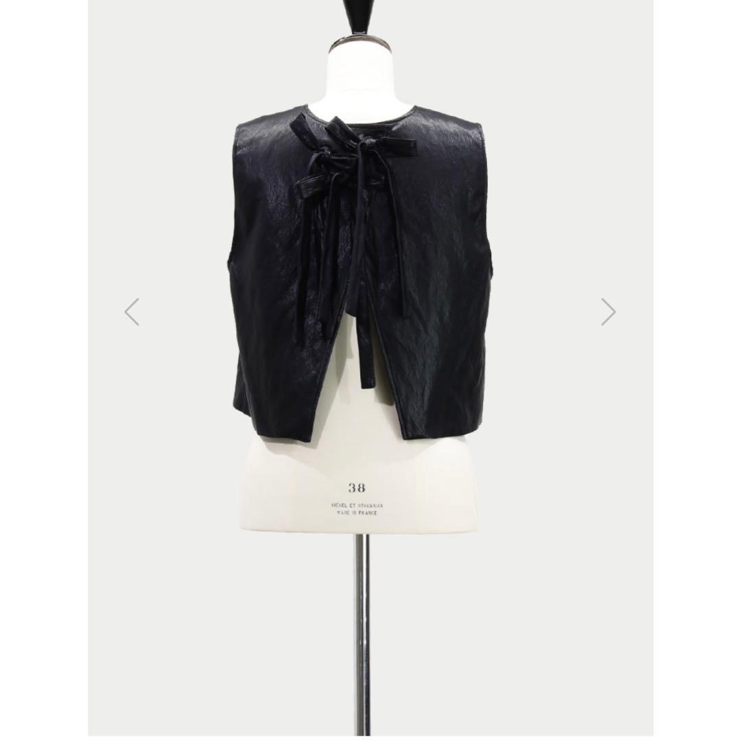 マチャット エコレザーリボンベスト（ブラッ ク）