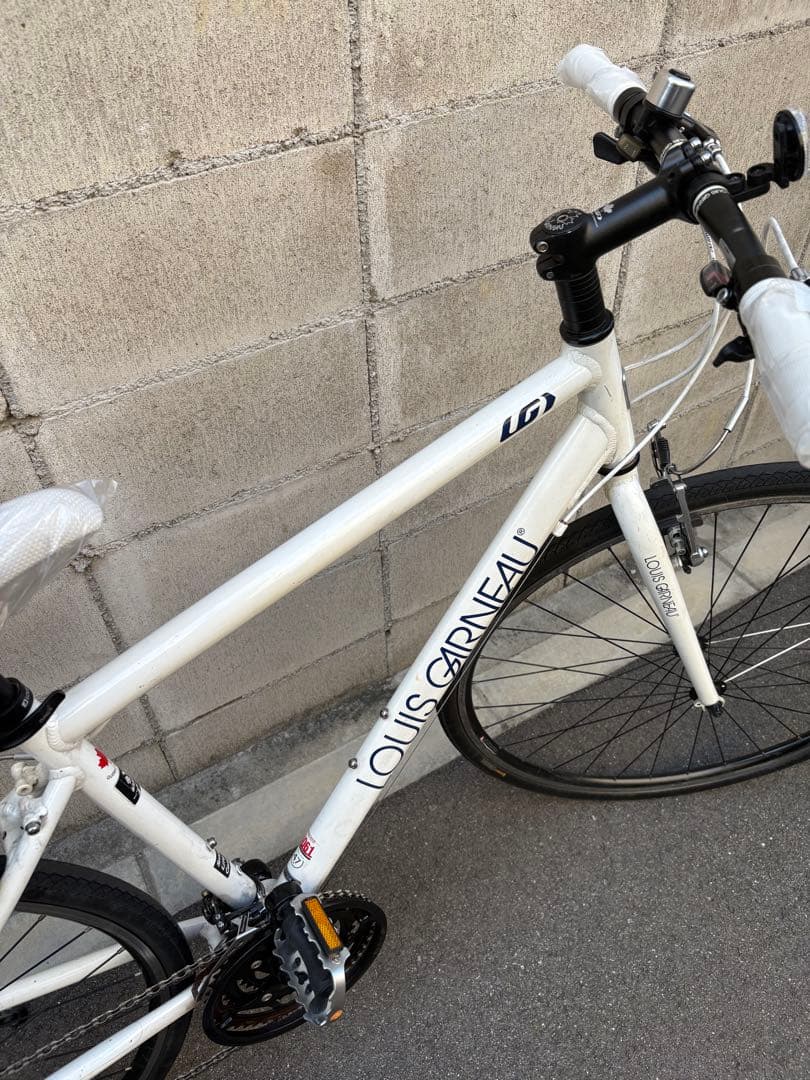 クロスバイク　ルイガノ　White