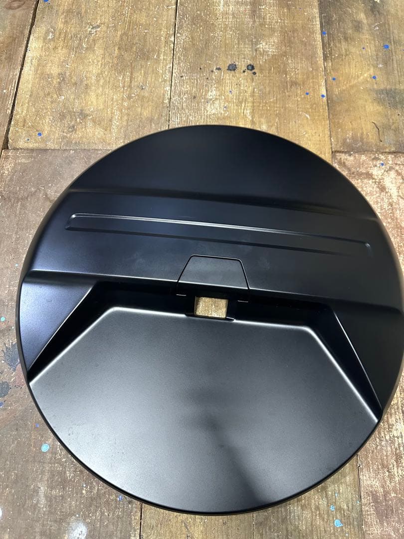 専用　　　【新車外し】再再販 ランクル70 背面 スペアタイヤカバー　純正