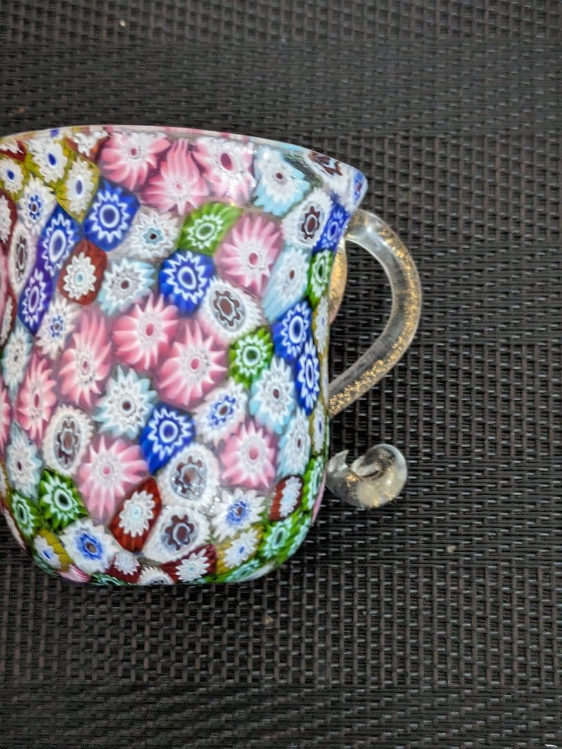 ムラノガラス.ベネチアンガラス ティーカップ .ソーサ、１セットはジャンクです。