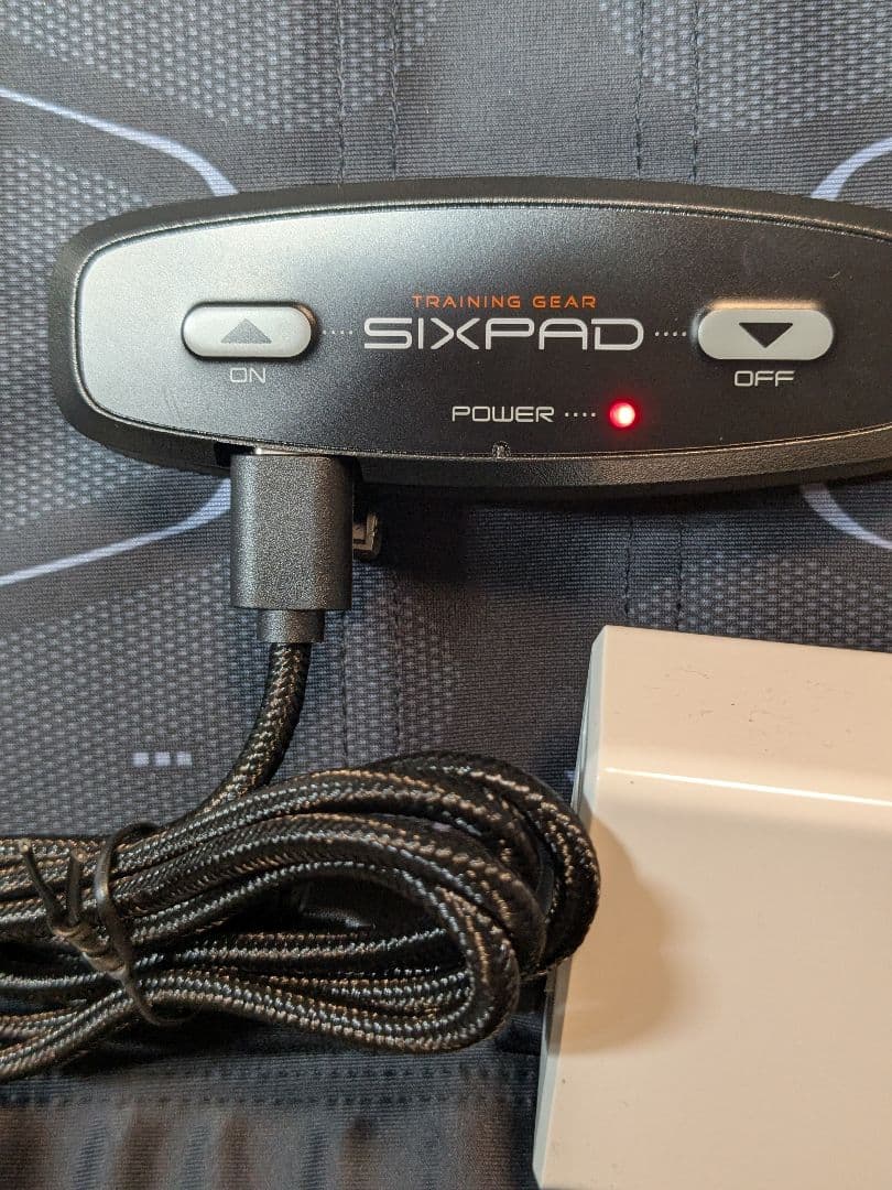 SIXPADパワースーツライトアブズ　Lサイズ　専用コントローラーセット