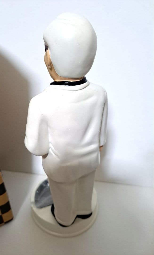 貴重 年代物 カーネルサンダース 30センチ 陶器 灰皿 箱付き レトロ 未使用