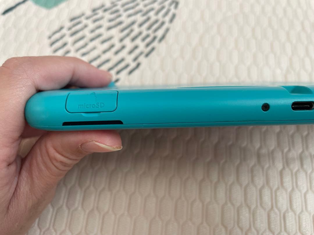 Nintendo Switch Lite ターコイズ　ジェラピケケース付き