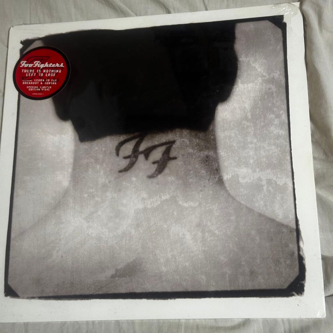 洋楽 Foo Fighters There Is Nothing Left to Lo