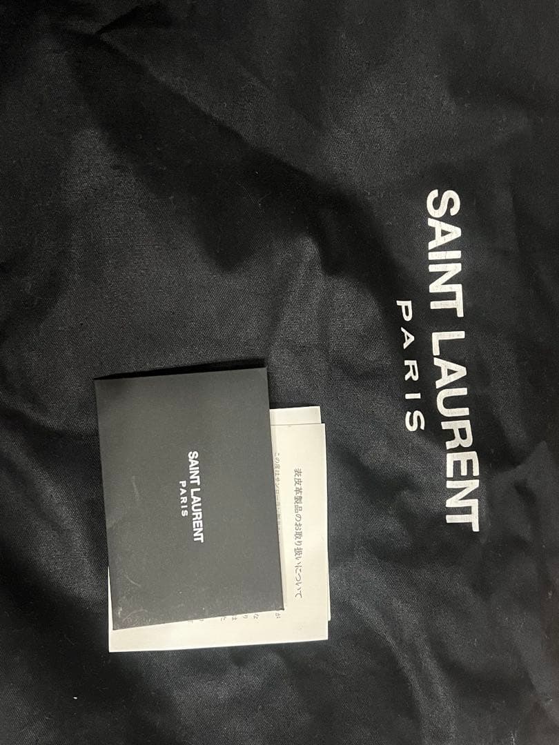 YSL 黒 レザー ショルダーバッグ　2/8迄の出品