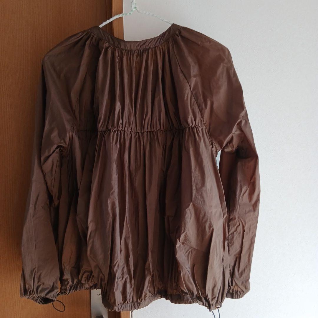 完売品　OUR 　アワーホーム　たっぷりギャザーのきれいめブルゾン