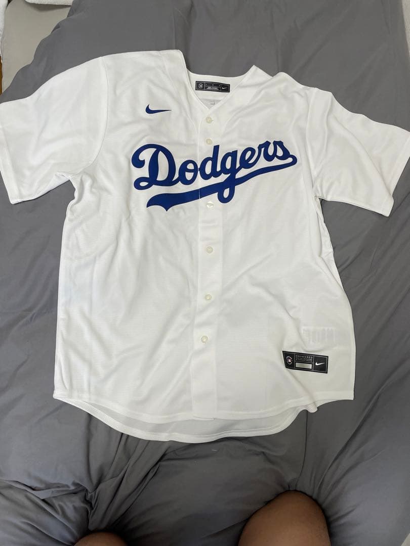 2024年　大谷選手　公式ユニホーム　サイン刺繍入り　現地購入