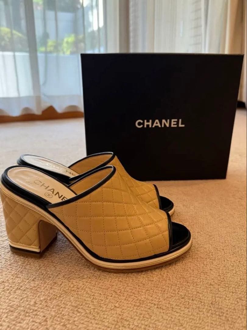 【新品未使用】CHANEL マトラッセ　オープントゥ　サンダル