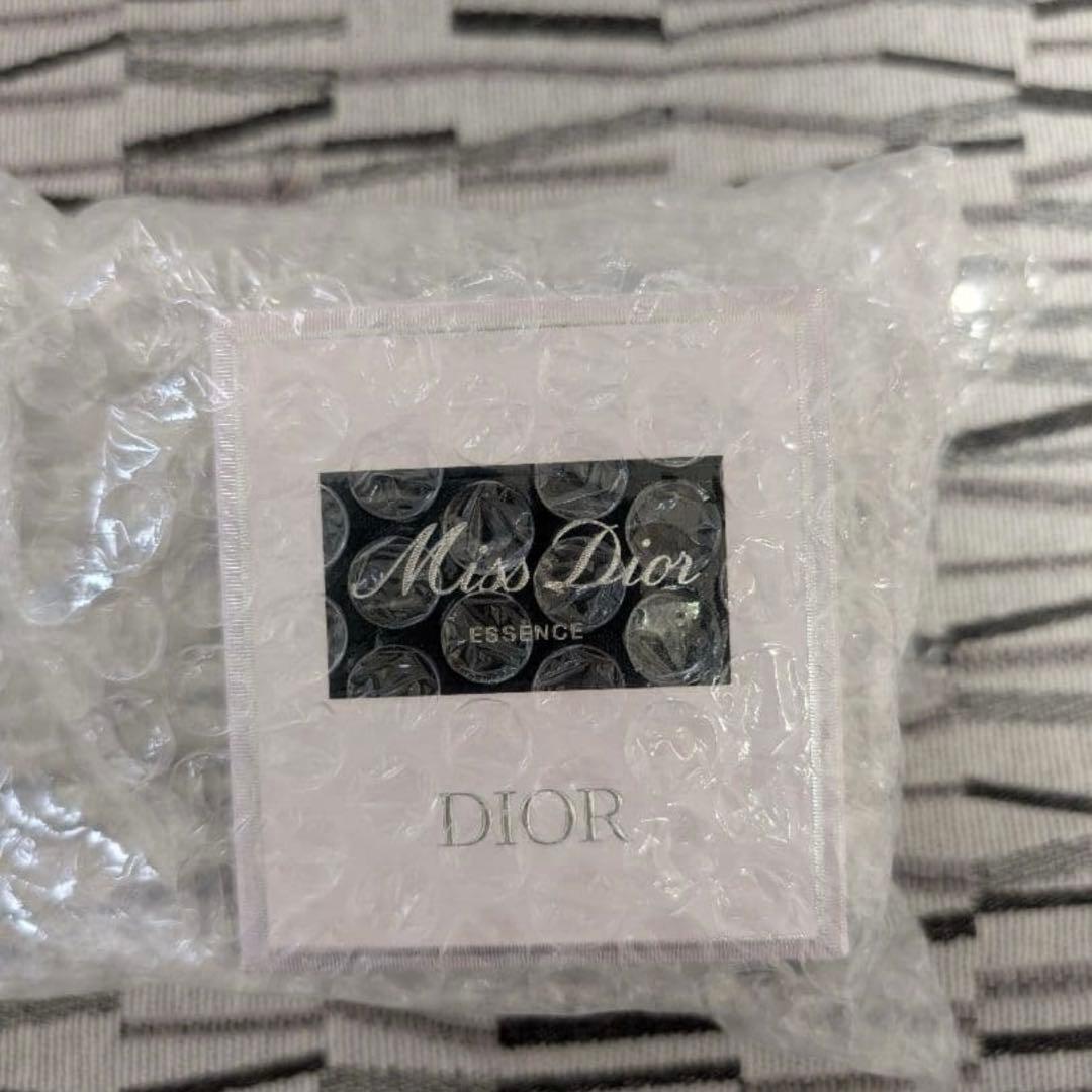 DIOR　ミス ディオール エッセンス　35ml