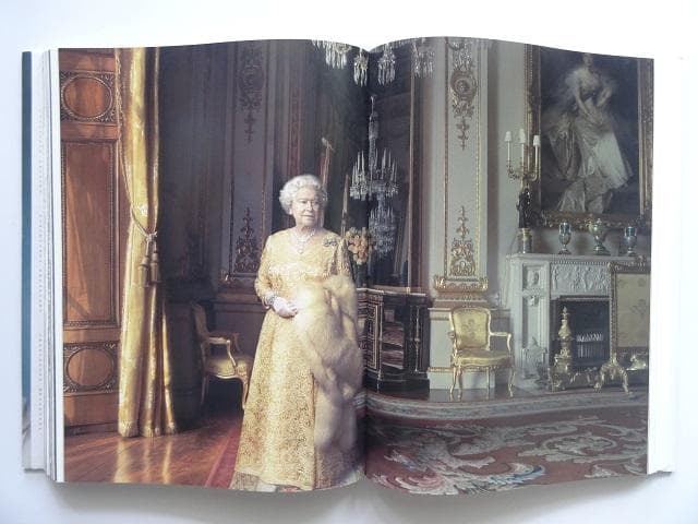 洋書◆エリザベス女王写真集 本 ハー・マジェスティ 英国 イギリス 王室