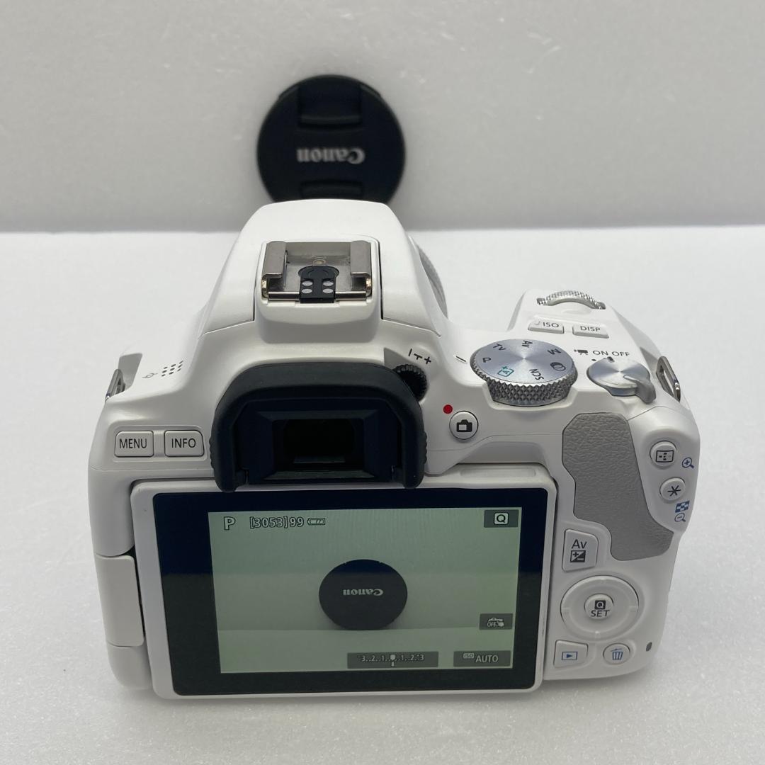 Canon EOS Kiss X10　標準レンズキット　ホワイト