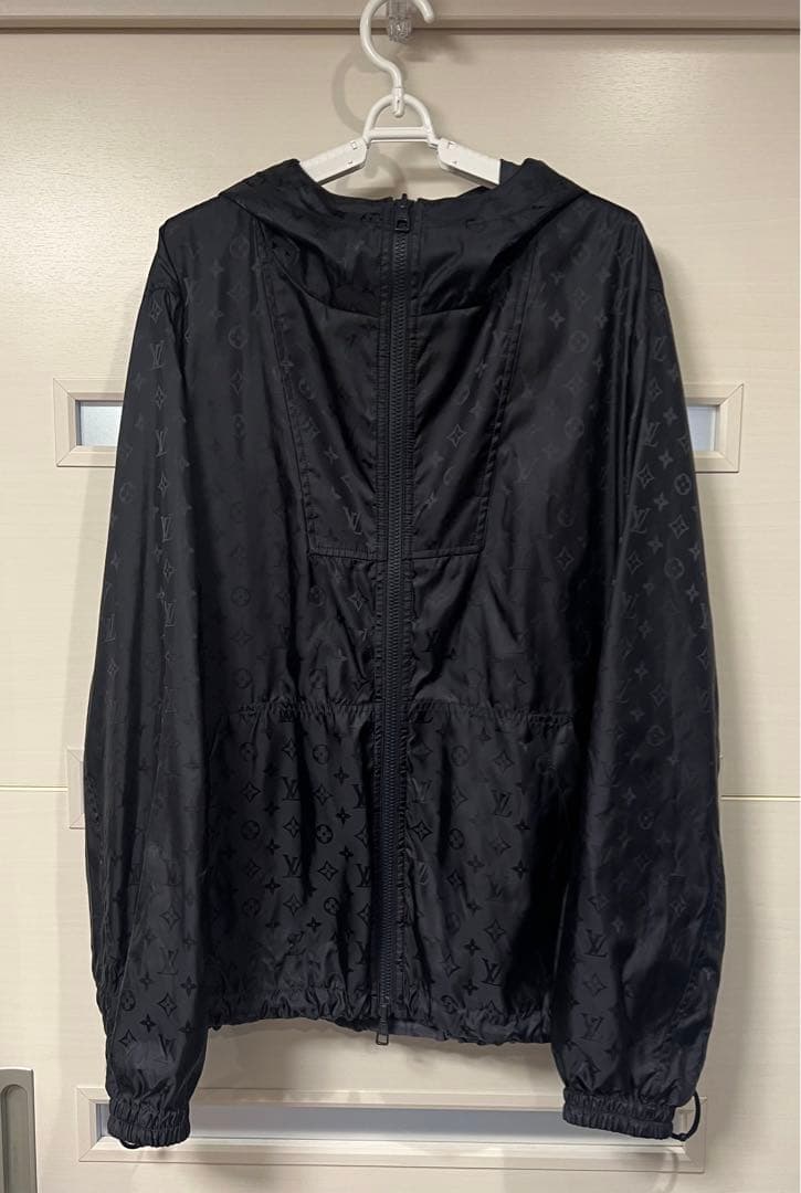ルイヴィトン モノグラム ウインドブレーカー　ナイロンパーカー　ブルゾン