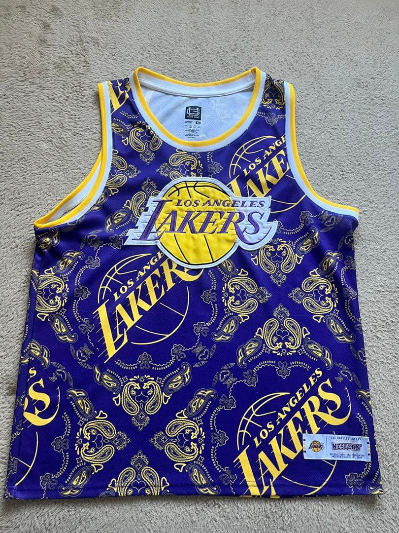 LOS ANGELES LAKERS バンダナ柄タンクトップ