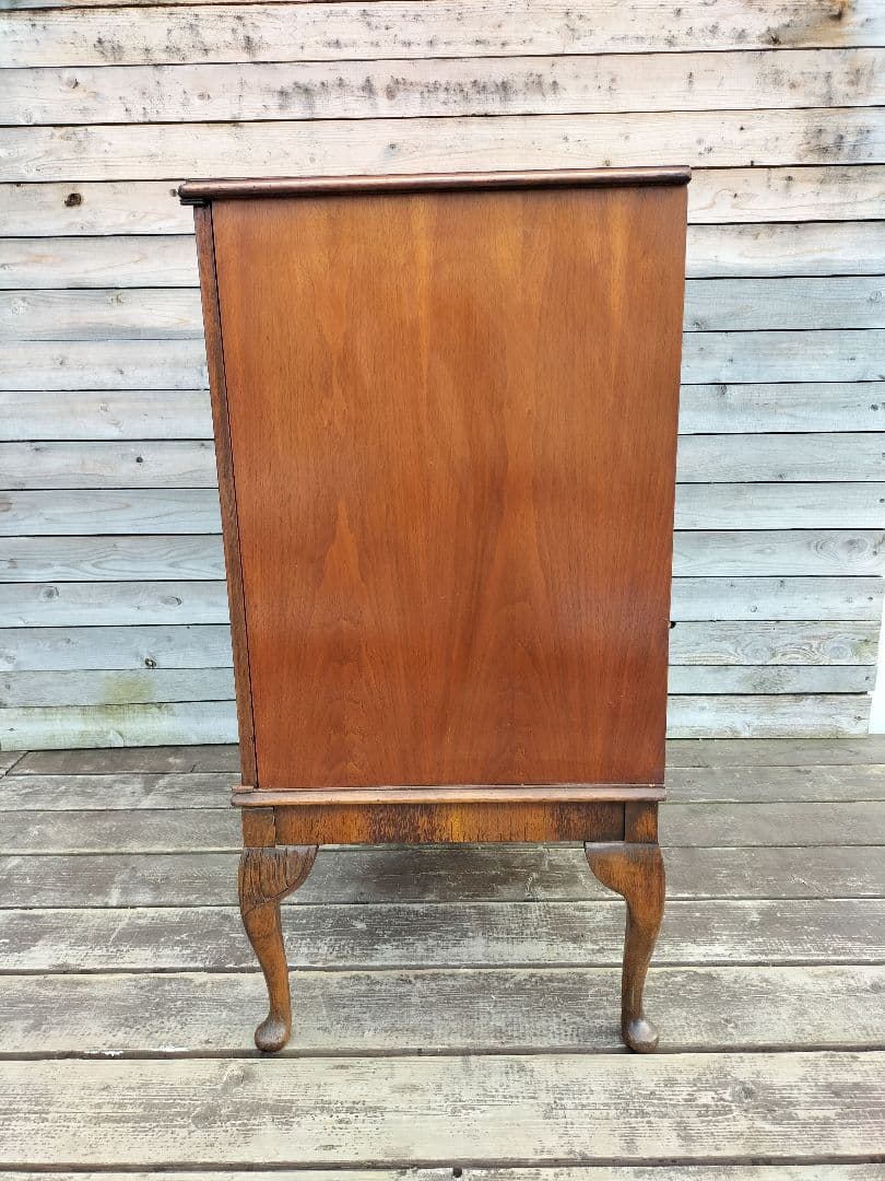 M♦n送料込 英国イギリスアンティーク　サイドボード 猫脚