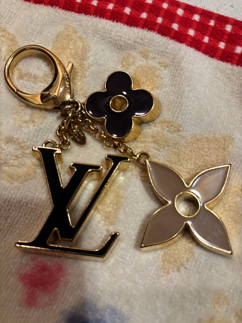 Louis Vuitton フルールドゥ　モノグラムチャーム M67119 美品