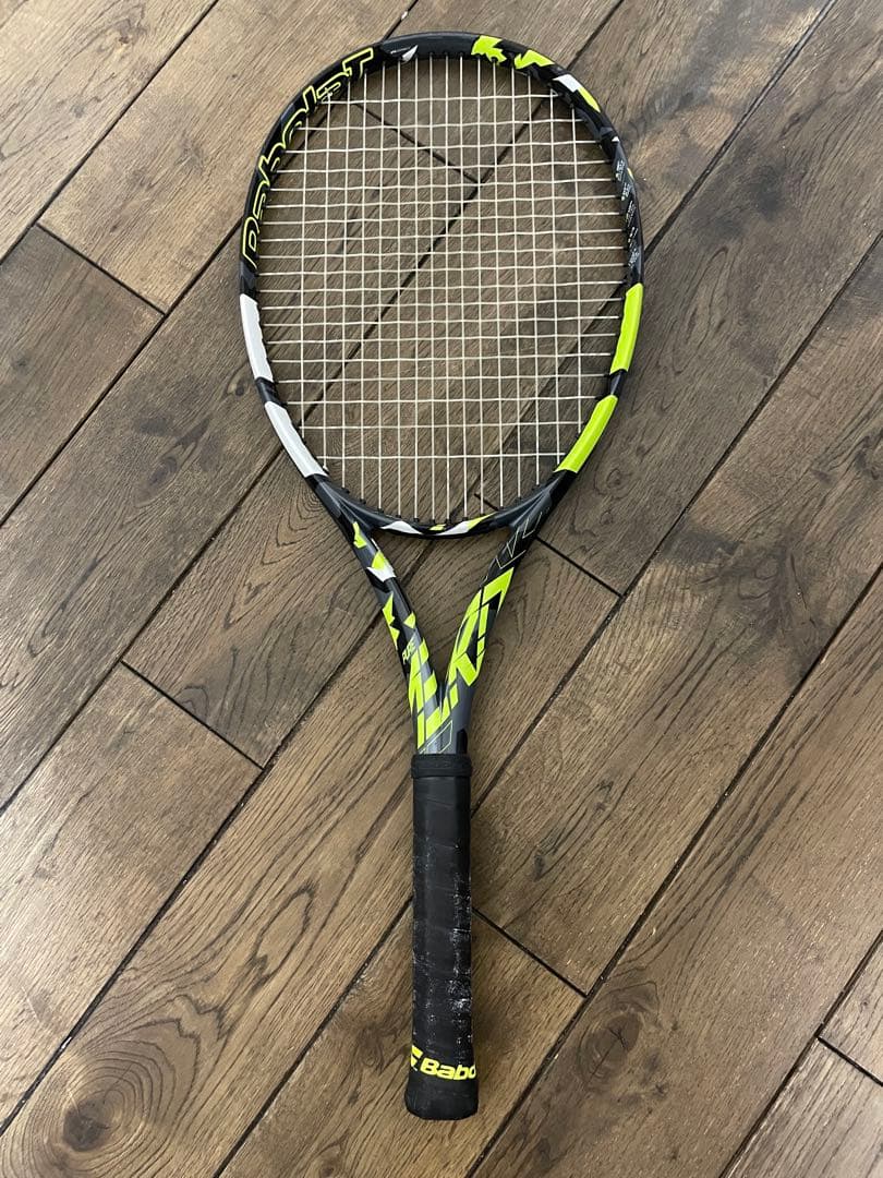 バボラ ピュアアエロ2022 100インチ