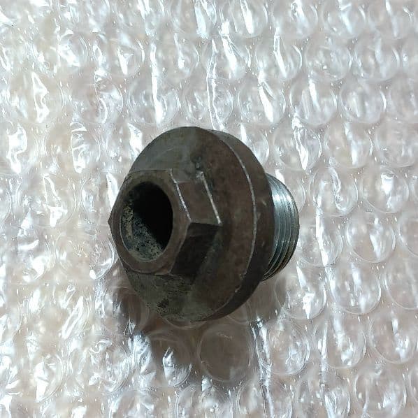 Beaverさま専用　509　 Z1初期型　オイルドレンボルト　Z2 当時物　純