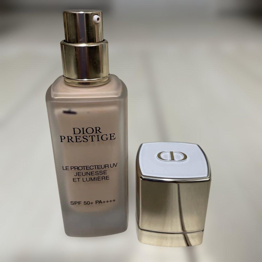 ディオールプレステージ　 ホワイト　ル　プロテクターUVルミエールBB01