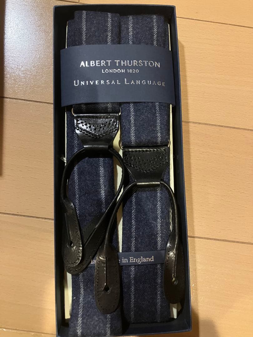 アルバートサーストン　サスペンダー　プレイシーズ　ネイビーフェルト