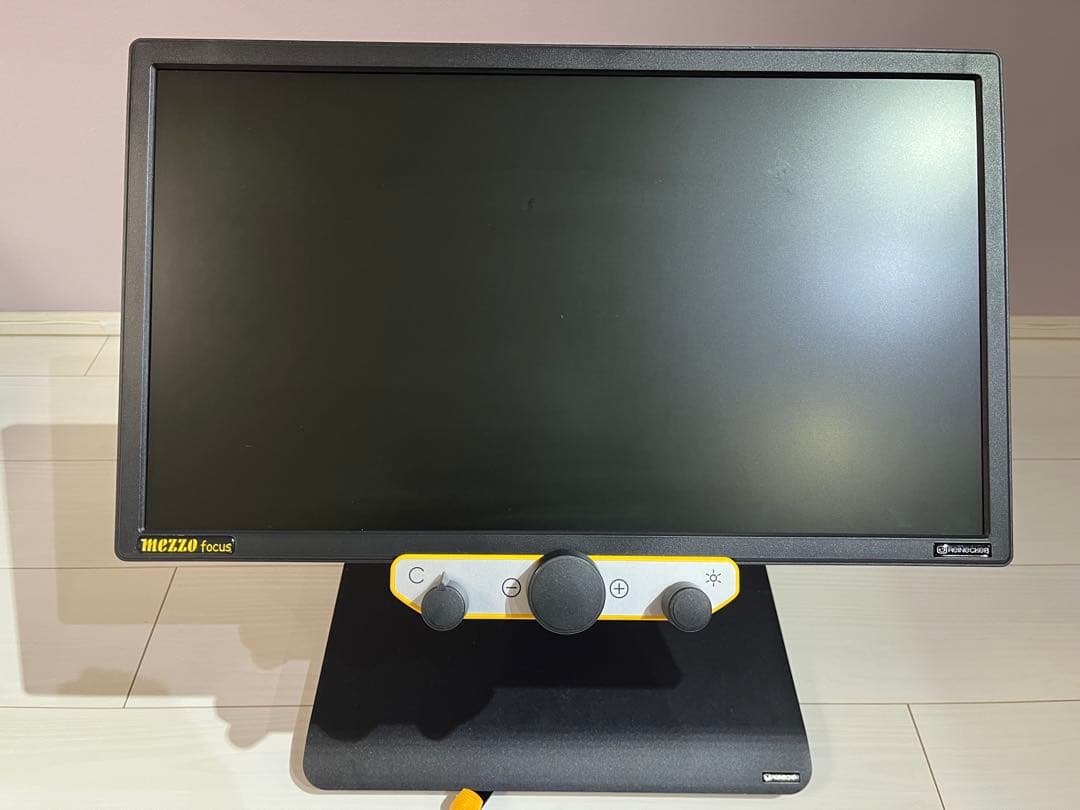 拡大読書器　テスト使用のみ　メゾ・フォーカス　24インチ 2024年12月購入