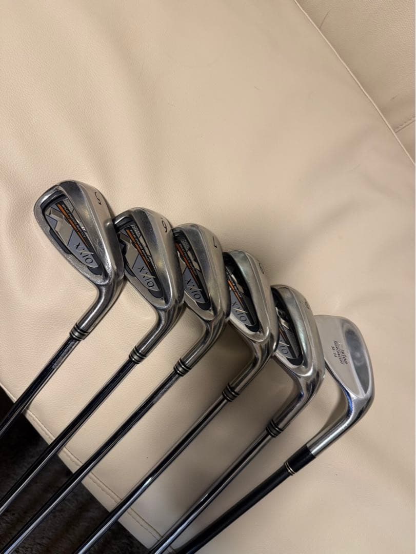 【送料込み】ゼクシオ10 XXIO ゴルフセット　メンズ　キャディバッグ