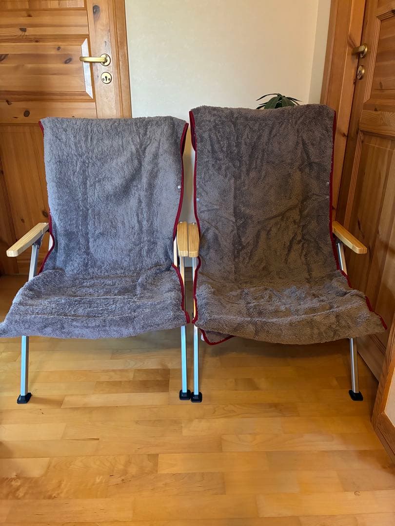  peak ローチェア 2脚セット　ブランケット付き