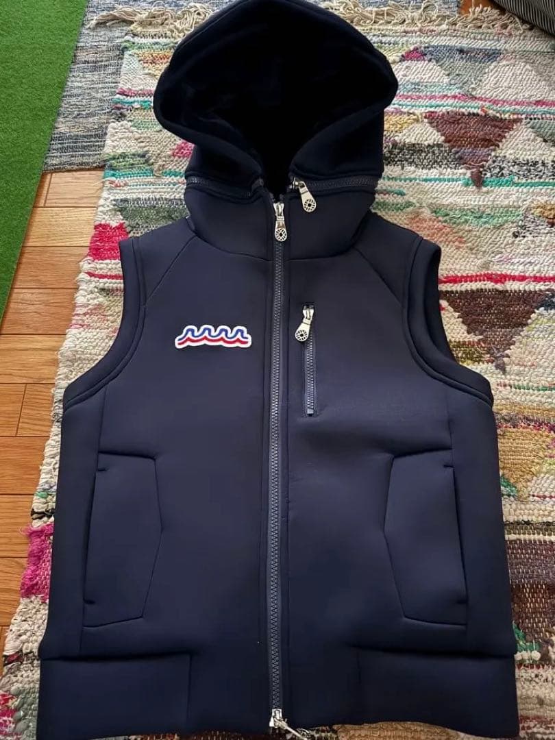 muta MARINEフード付きベスト ネイビー