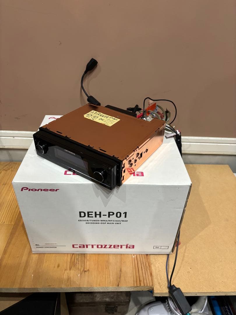 M*n様 Pioneer DEH-P01 カーオーディオ 付属アンプ付き