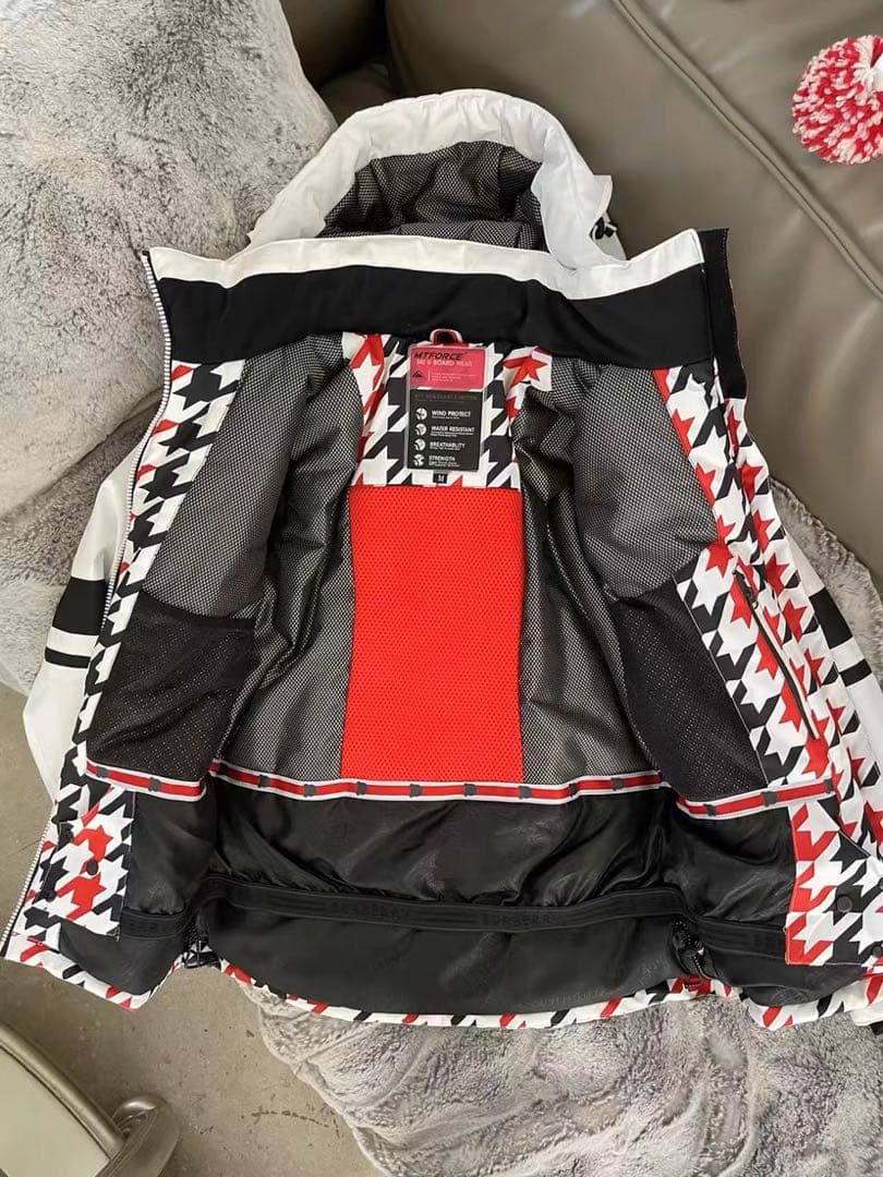 アスリート着用スキーウェア