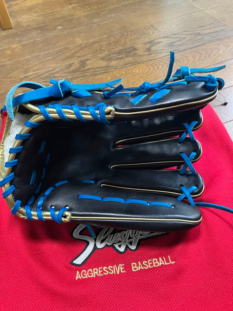 KUBOTA SLUGGER 別注軟式グローブ 外野用　阪神タイガース近本モデル
