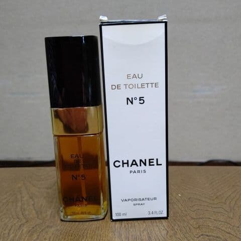 シャネル N゜5 オードゥ トワレット(ヴァポリザター) 100ml