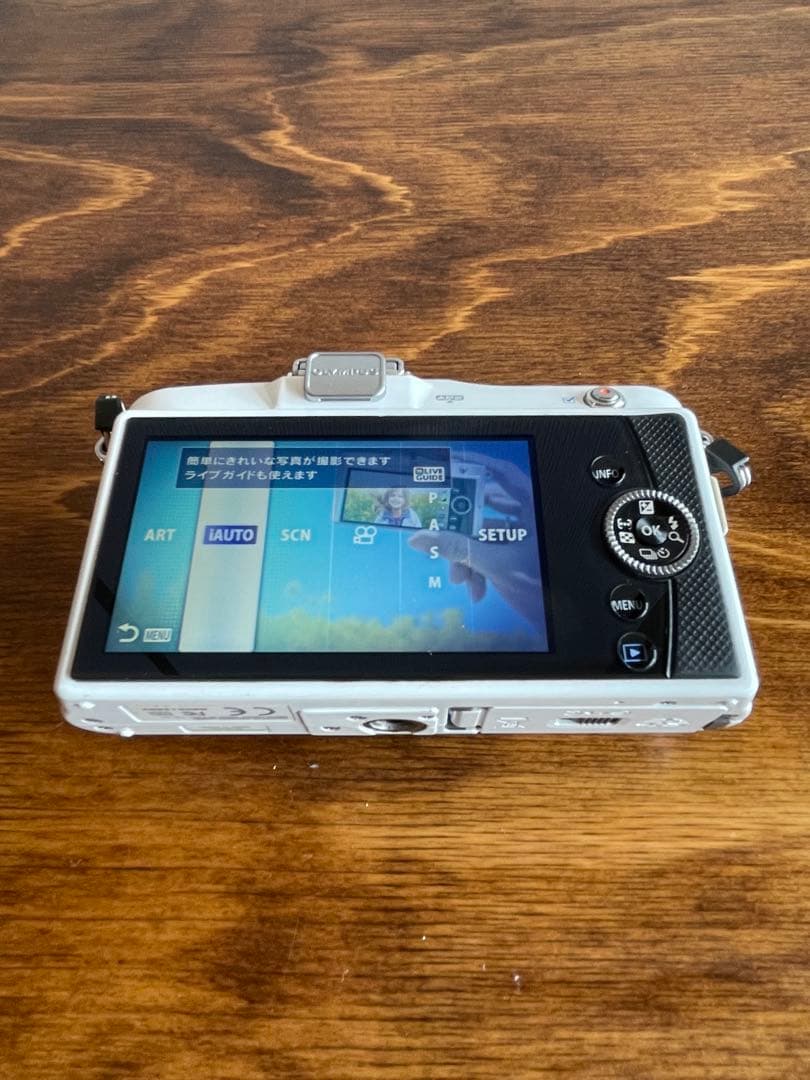 デジタルカメラ OLYMPUS PEN mini E-PM1